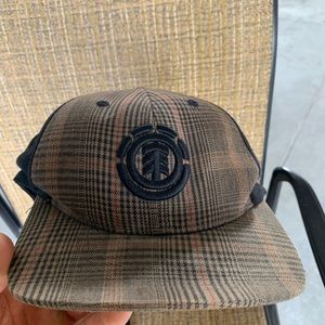 Im not cool enough to wear them.